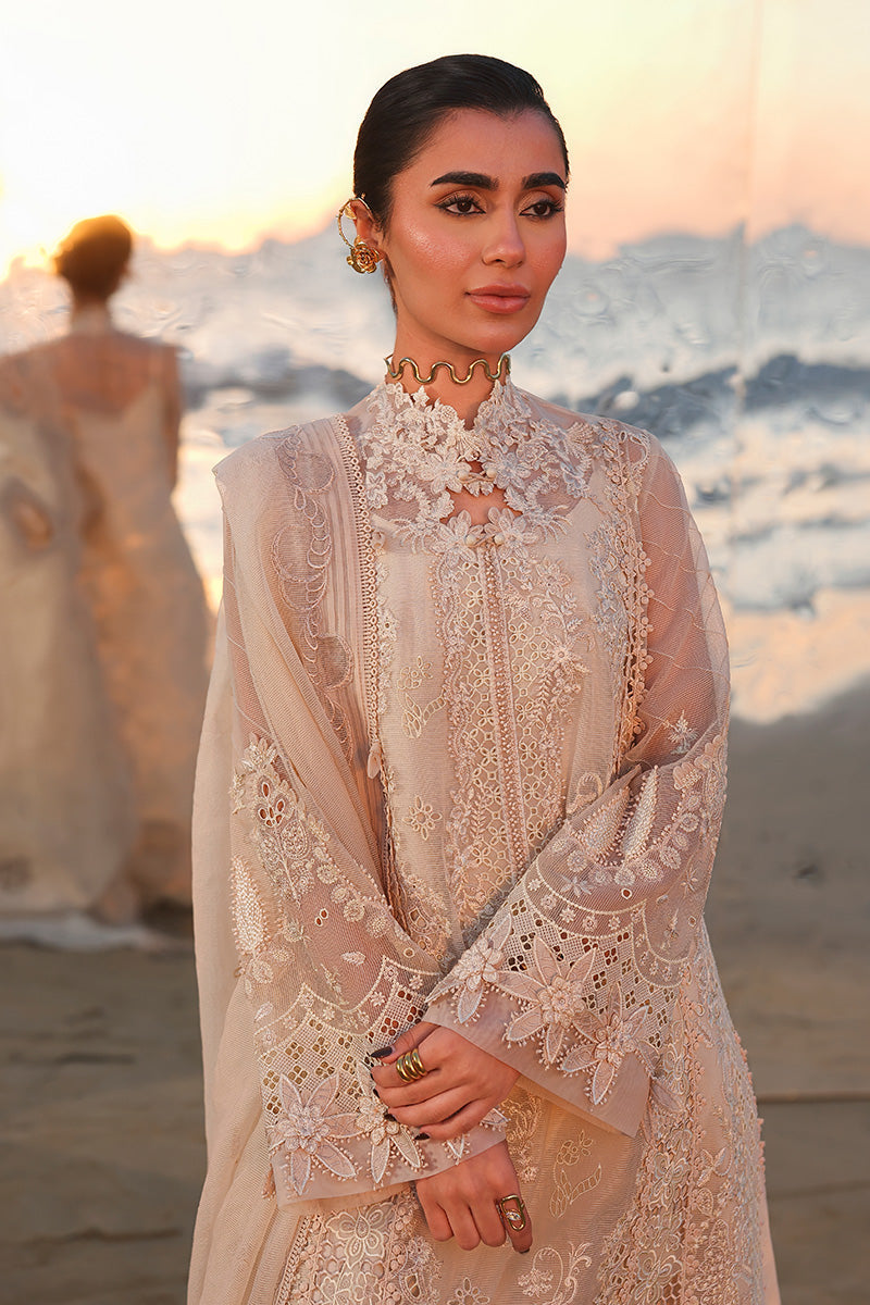 Qalamkar –  Skin Chikankari 3 Piece Suit