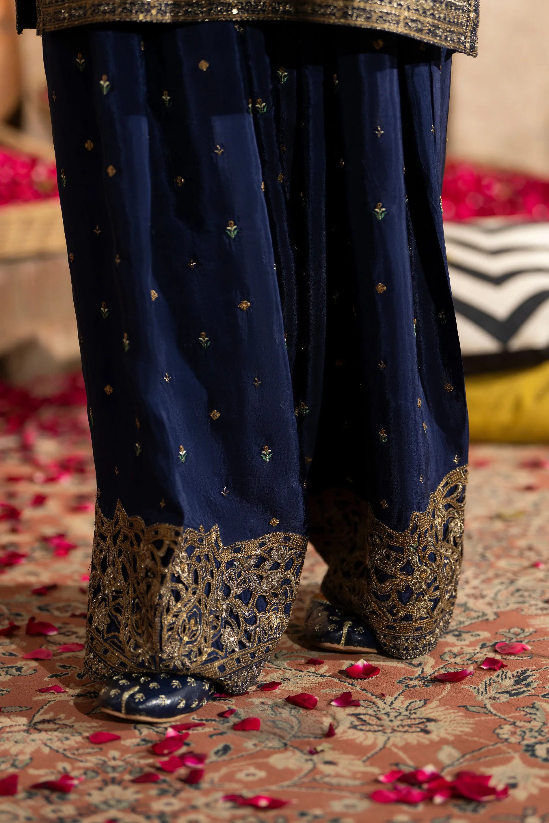 Karma - Saj Dhaj - F-521 Navy