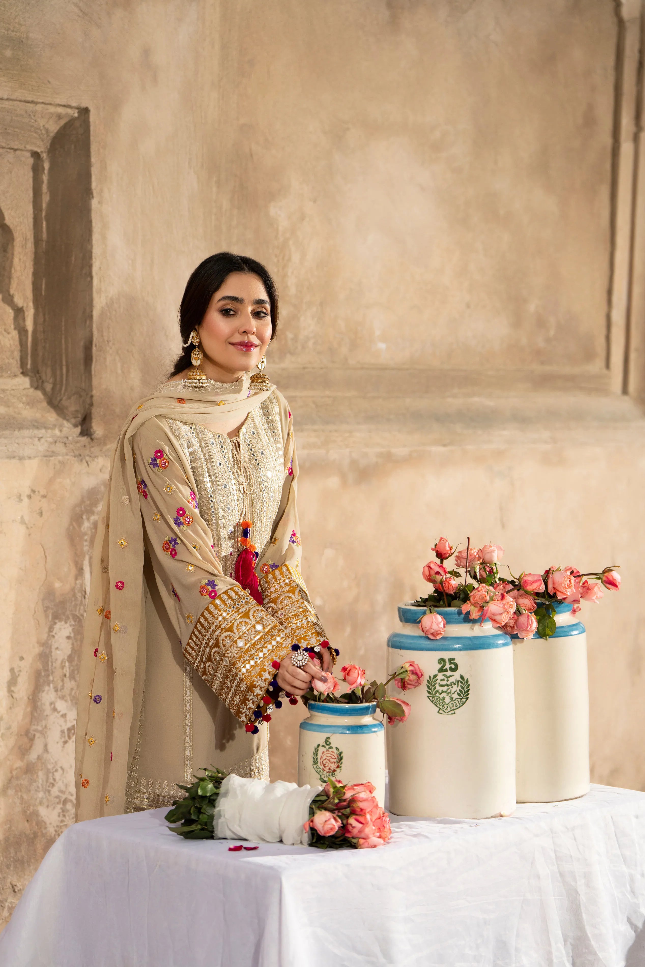 Karma - Saj Dhaj - F-526 Beige & Mustard